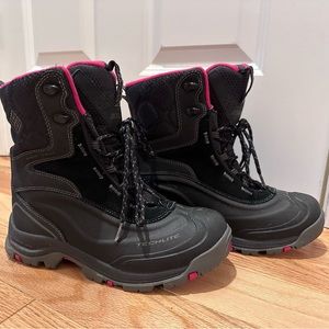 Columbia Bugaboot Wm Sz 8: 200 gm Insulate Omni Heat Waterproof Winter Boots